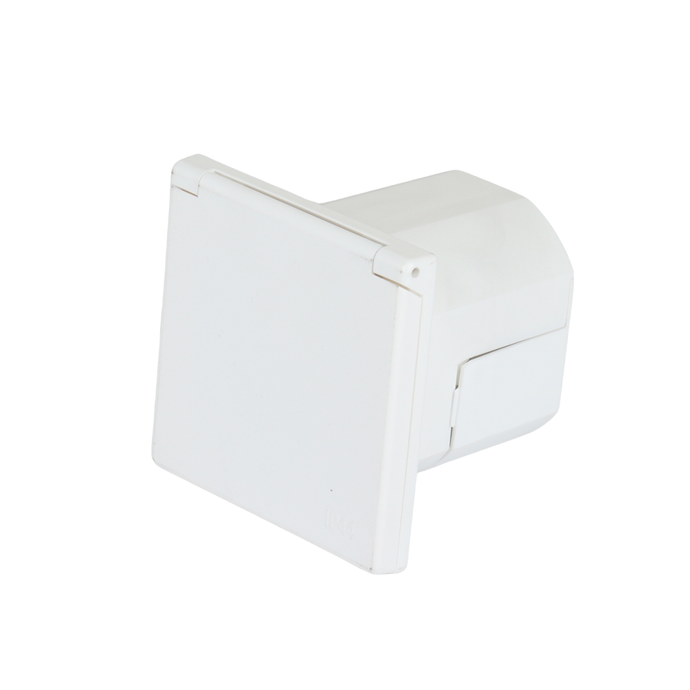 CEEキャラバン電源プラグ 3ピン 230V / 16A 電 - Outdoor Power Plug のレビューと価格